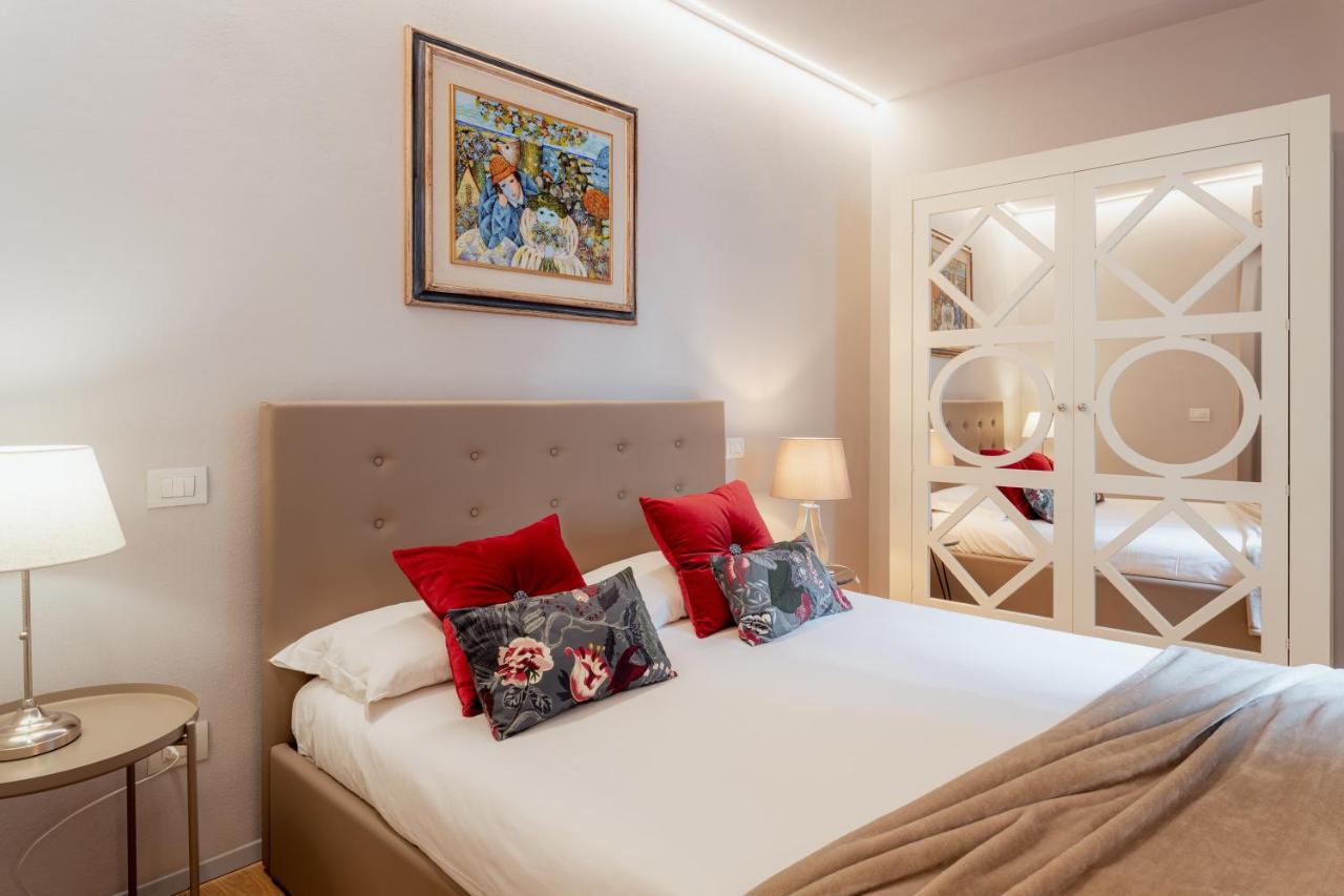 Il Cortile Di Elisa & Our Flats Bed and Breakfast Λούκα Εξωτερικό φωτογραφία