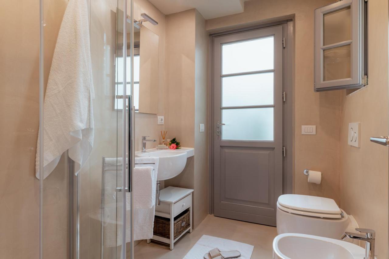 Il Cortile Di Elisa & Our Flats Bed and Breakfast Λούκα Εξωτερικό φωτογραφία
