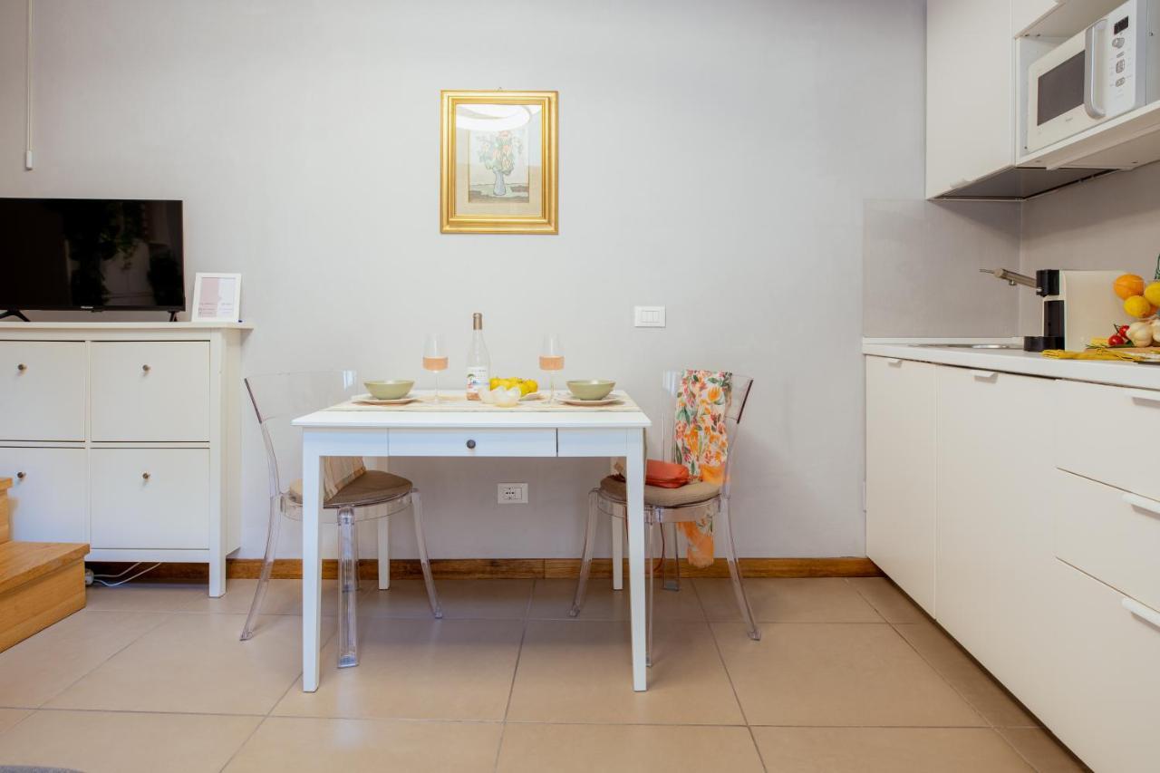 Il Cortile Di Elisa & Our Flats Bed and Breakfast Λούκα Εξωτερικό φωτογραφία