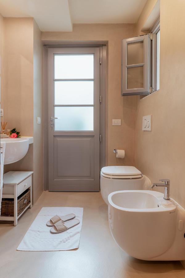 Il Cortile Di Elisa & Our Flats Bed and Breakfast Λούκα Εξωτερικό φωτογραφία
