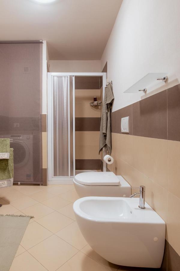 Il Cortile Di Elisa & Our Flats Bed and Breakfast Λούκα Εξωτερικό φωτογραφία